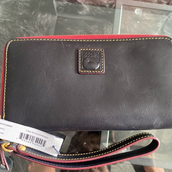 Brand new Dooney & Bourke wallet/wristlet Black/Navy with red interior - Picture 1 of 4